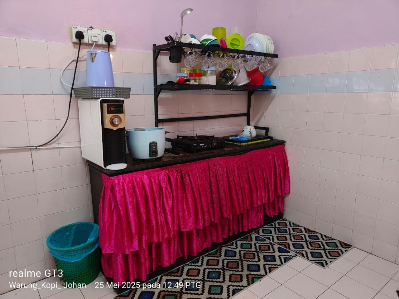 Homestay D' Tengah Bandar Kuala Rompin Exterior foto